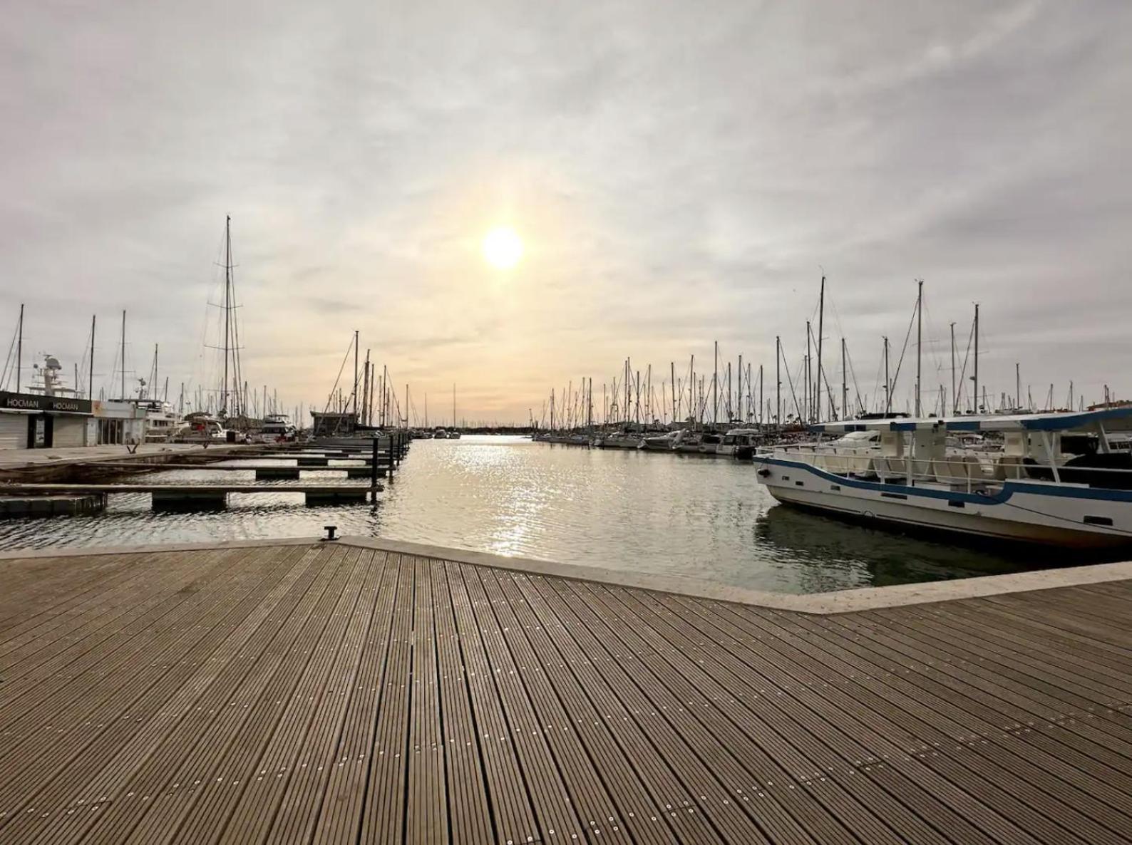 Superbe Appartement Renove Avec Cinema - Cap D'Agde Kültér fotó